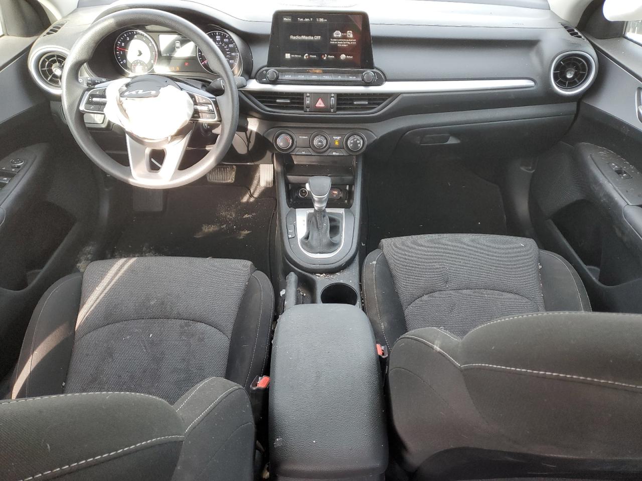 2024 KIA FORTE LX VIN:1GCEK29099Z292593