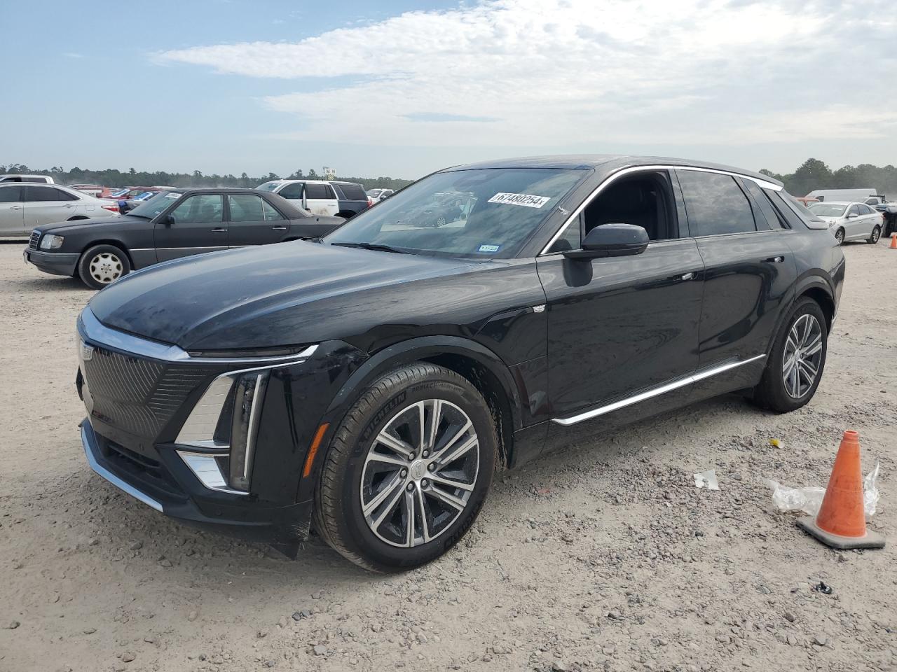 2024 CADILLAC LYRIQ LUXURY VIN:1GYKPPRL7RZ103381