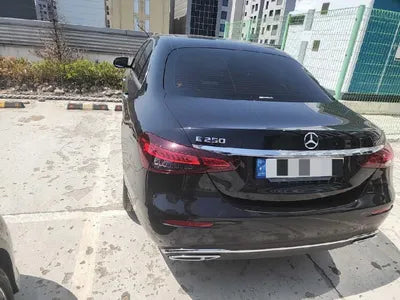 2021 Mercedes-Benz E 250 W1KZF4FB2MA983775 VIN:W1KZF4FB2MA983775