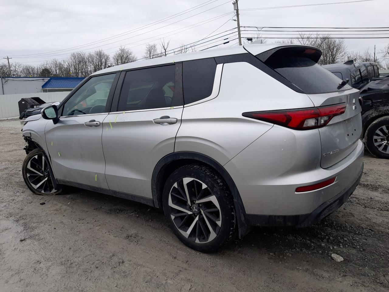 2022 MITSUBISHI OUTLANDER ES VIN:JA4J4TA81NZ033326