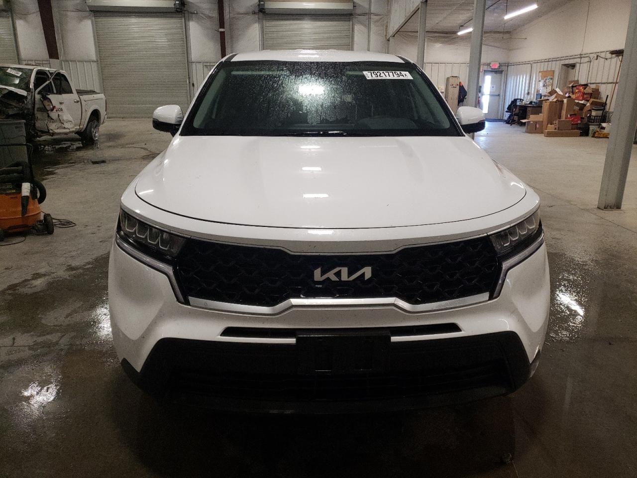 2022 KIA SORENTO LX VIN:5XYRGDLC3NG105214