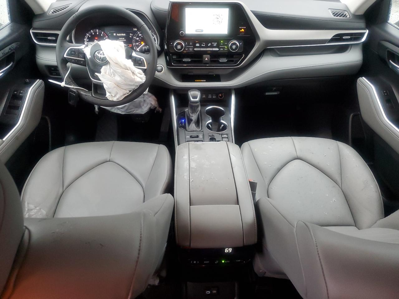 2024 TOYOTA HIGHLANDER LE VIN:5TDKDRBH8RS552716