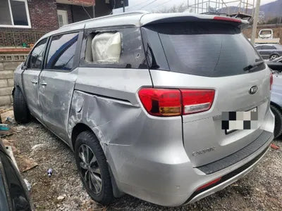 2017 Kia Carnival VIN: