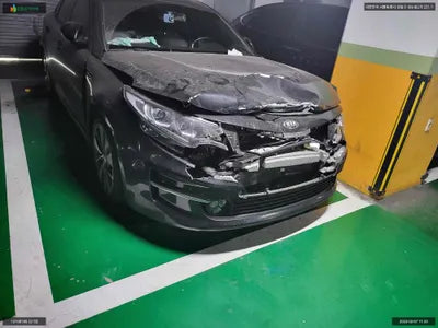 2016 Kia K5 KNAGU411BHA136327 VIN:KNAGU411BHA136327