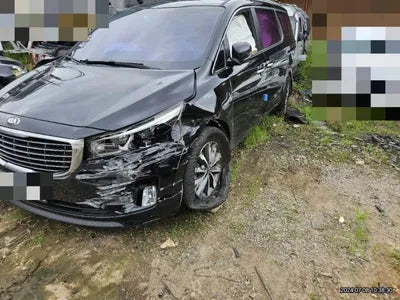 2015 Kia Carnival VIN: