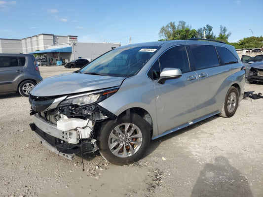 2022 TOYOTA SIENNA XLE VIN:5TDYRKECXNS116933