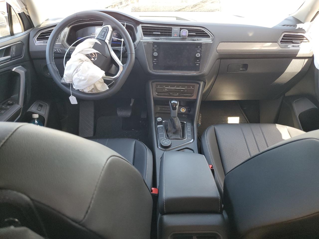 2024 VOLKSWAGEN TIGUAN SE VIN:3VV2B7AX6RM019803