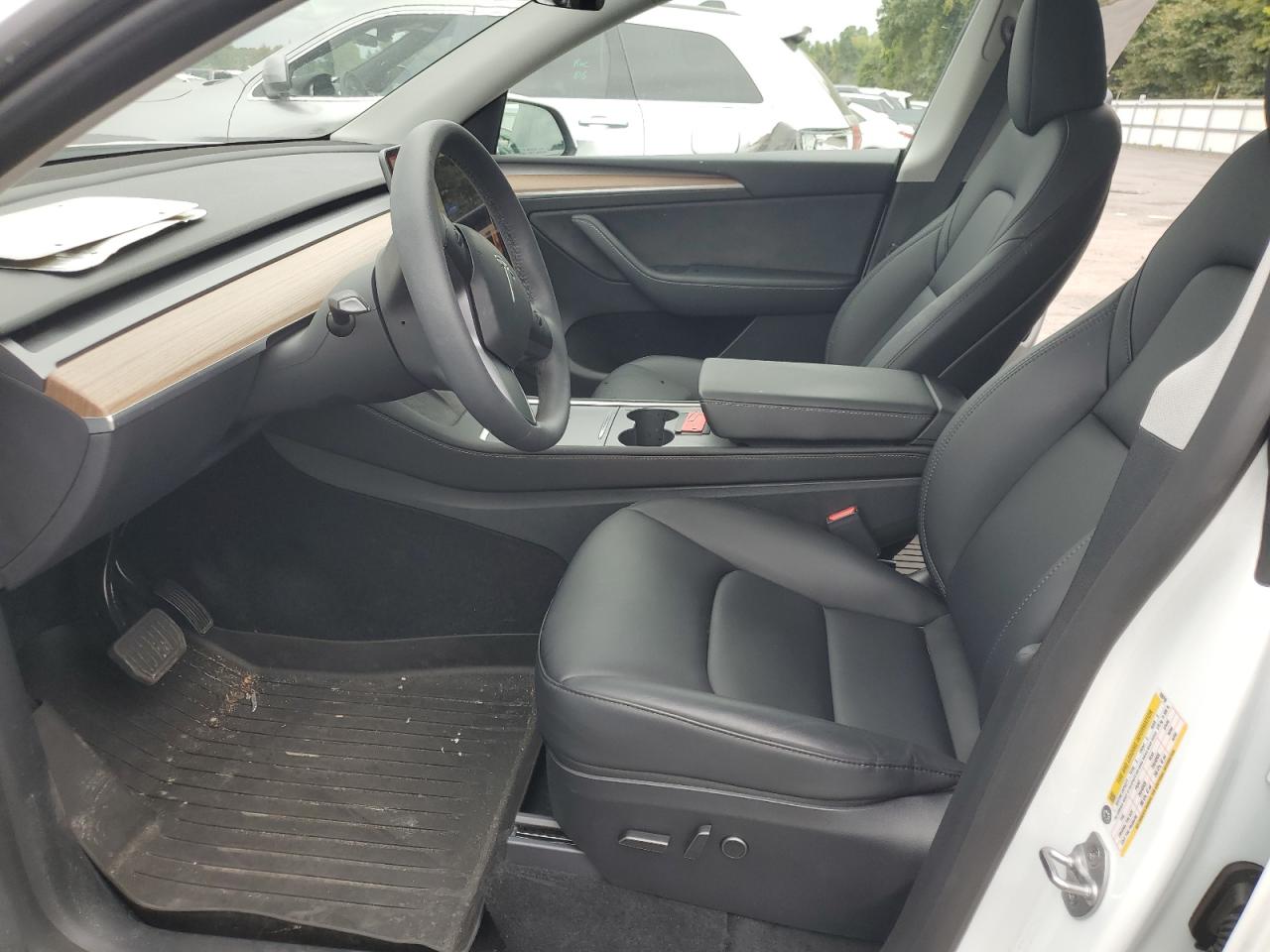 2023 TESLA MODEL Y  VIN:7SAYGDEE1PF839759