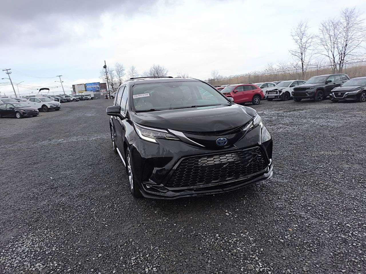 2022 TOYOTA SIENNA XSE VIN:5TDXSKFC5NS069826