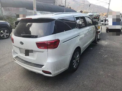 2018 Kia Carnival VIN: