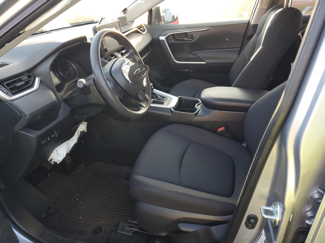 2022 TOYOTA RAV4 LE VIN:JTMK1RFV4ND086197