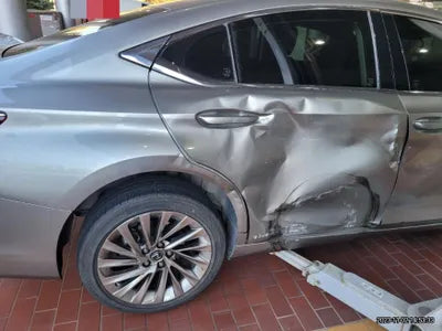 2018 Lexus ES 300 VIN: