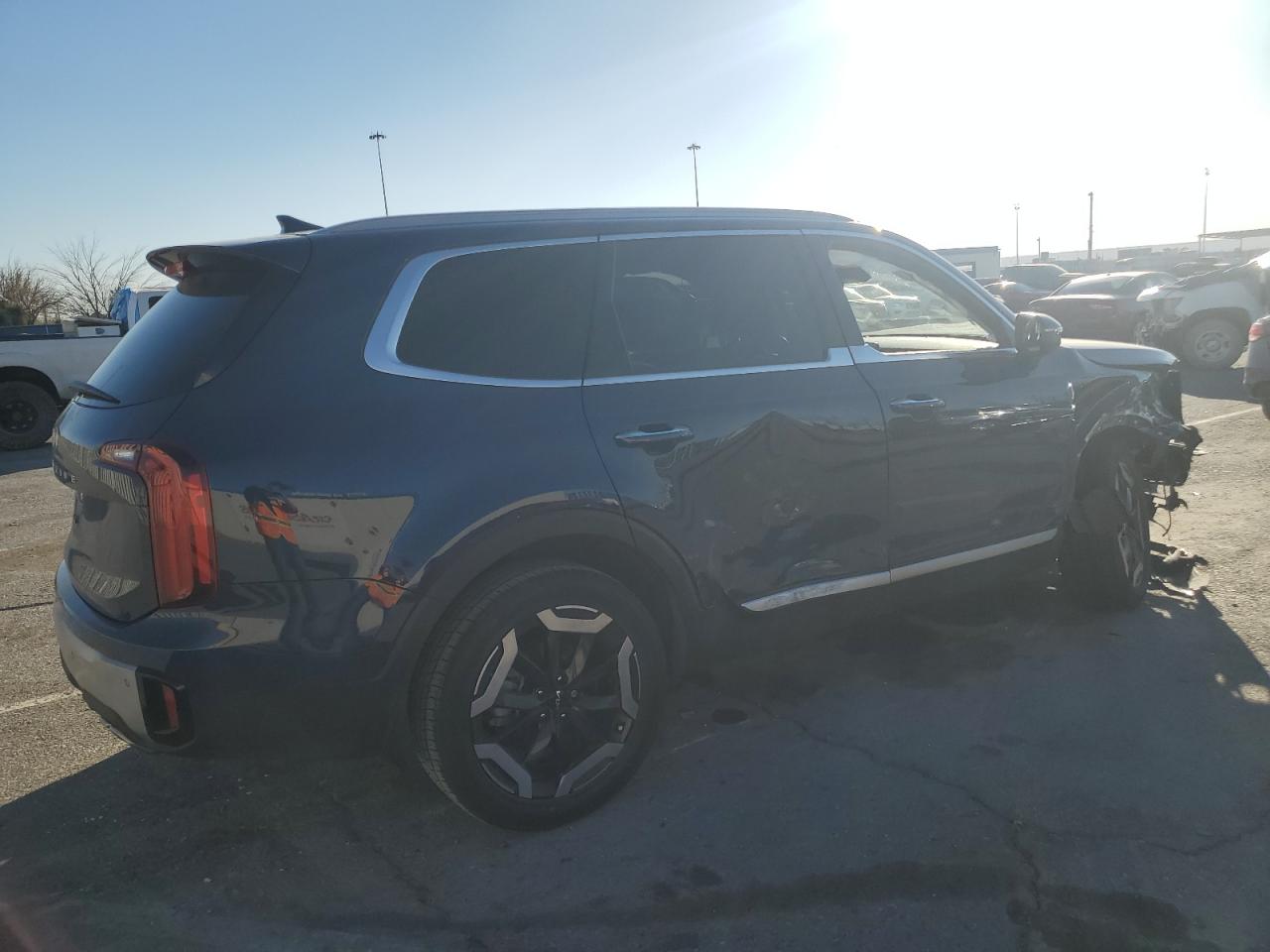 2023 KIA TELLURIDE S VIN:5XYP64GC5PG372846
