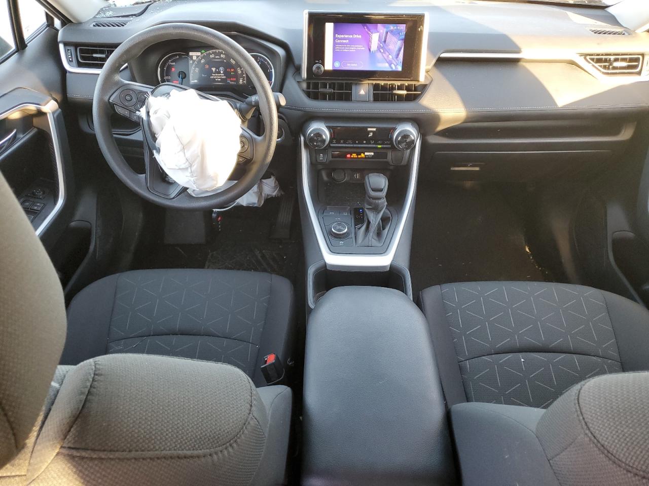 2024 TOYOTA RAV4 XLE VIN:2T3RWRFV8RW208441