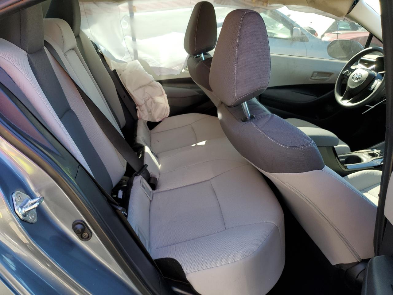 2022 TOYOTA COROLLA LE VIN:5YFEPMAE7NP311375