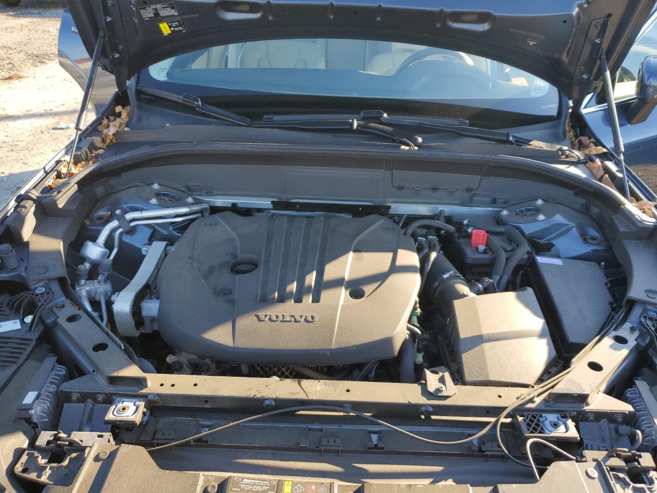 2022 VOLVO XC60 B5 MOMENTUM VIN:YV4L12RK8N1904414