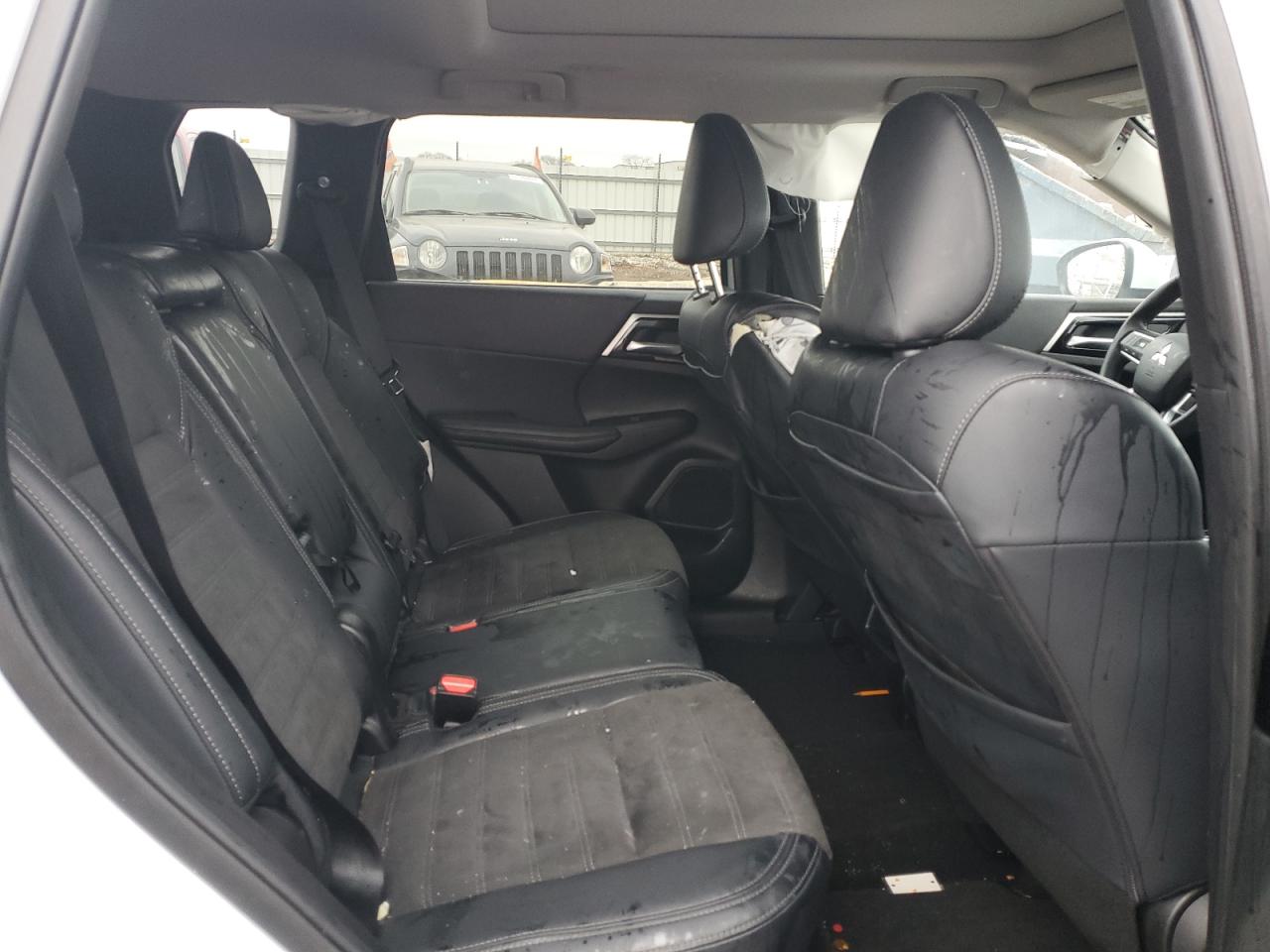 2024 MITSUBISHI OUTLANDER SE VIN:JA4J4VA87RZ020498