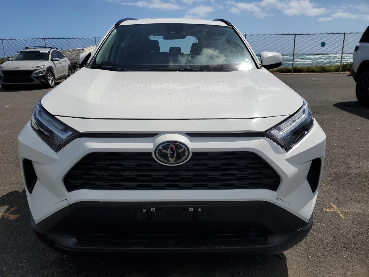 2024 TOYOTA RAV4 XLE VIN:JTMW1RFV3RD116930