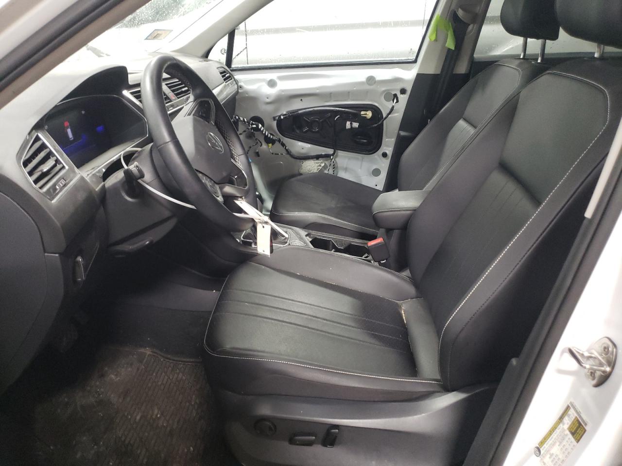 2022 VOLKSWAGEN TIGUAN SE VIN:3VV2B7AXXNM136651