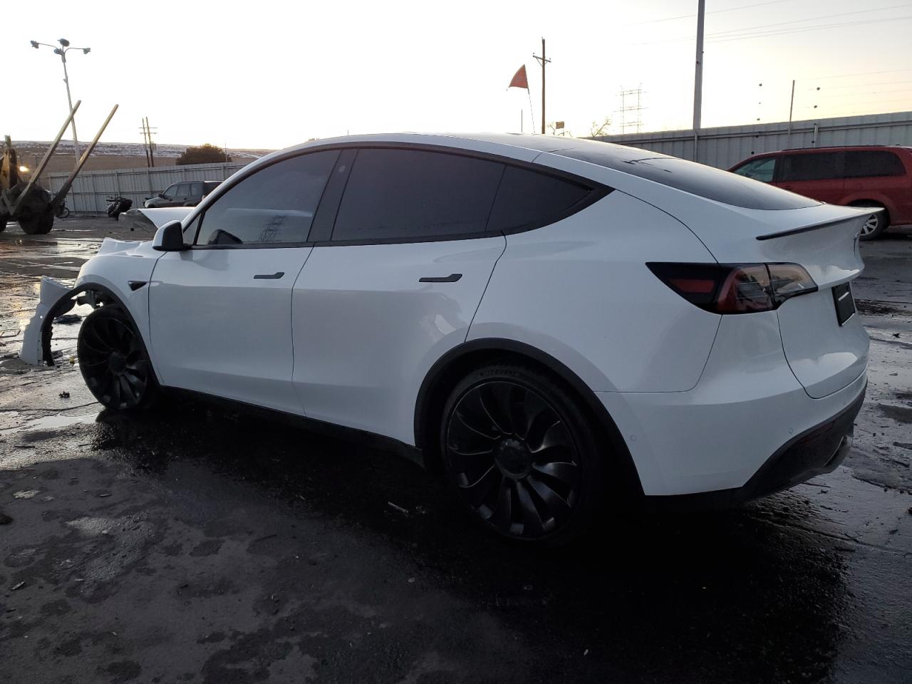 2022 TESLA MODEL Y  VIN:7SAYGDEF7NF545885