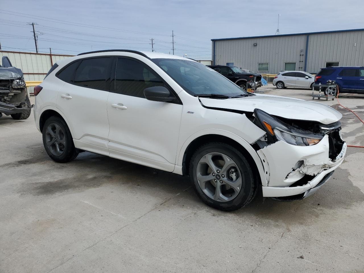 2023 FORD ESCAPE ST LINE VIN:1FMCU0MN5PUA86881