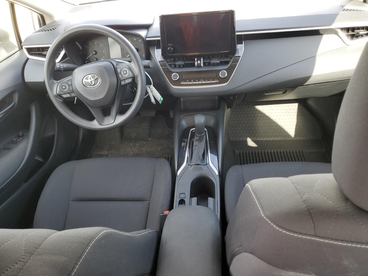 2024 TOYOTA COROLLA LE VIN:JTDBCMFE9R3048036