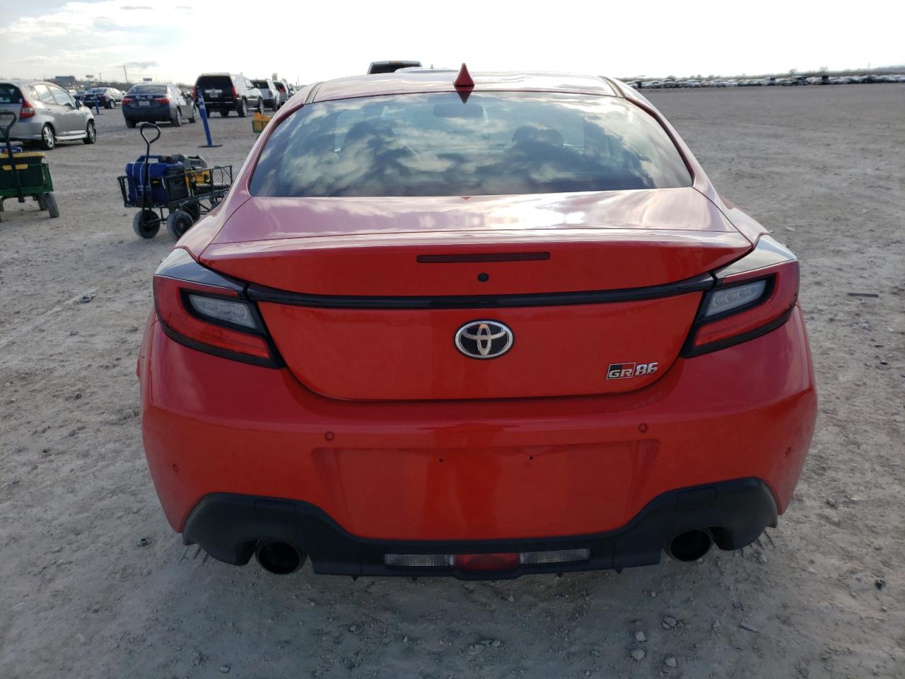 2023 TOYOTA GR 86  VIN:JF1ZNBC16P8751906