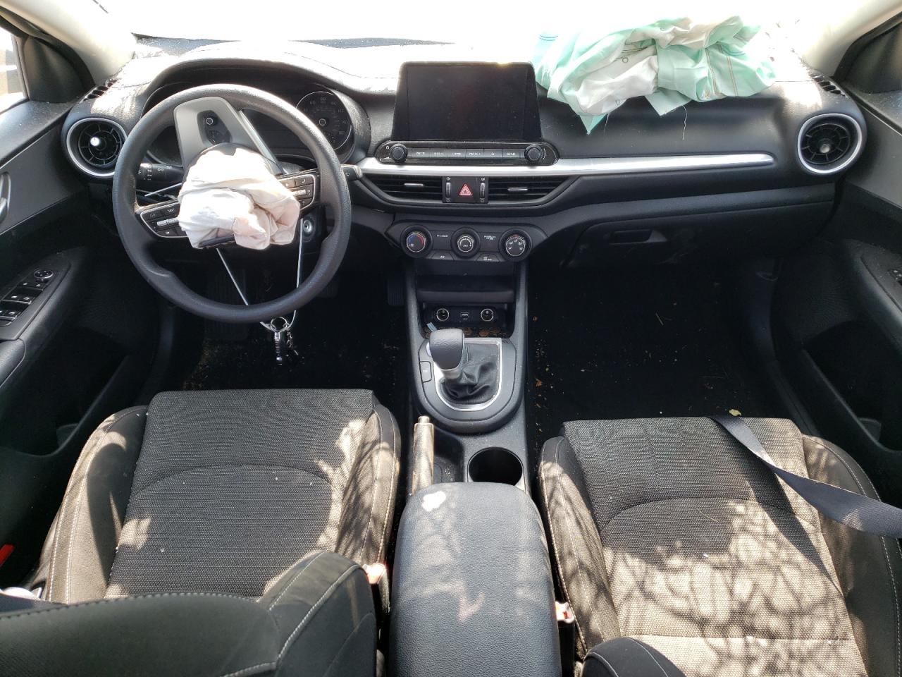 2022 KIA FORTE FE VIN:3KPF24ADXNE502820