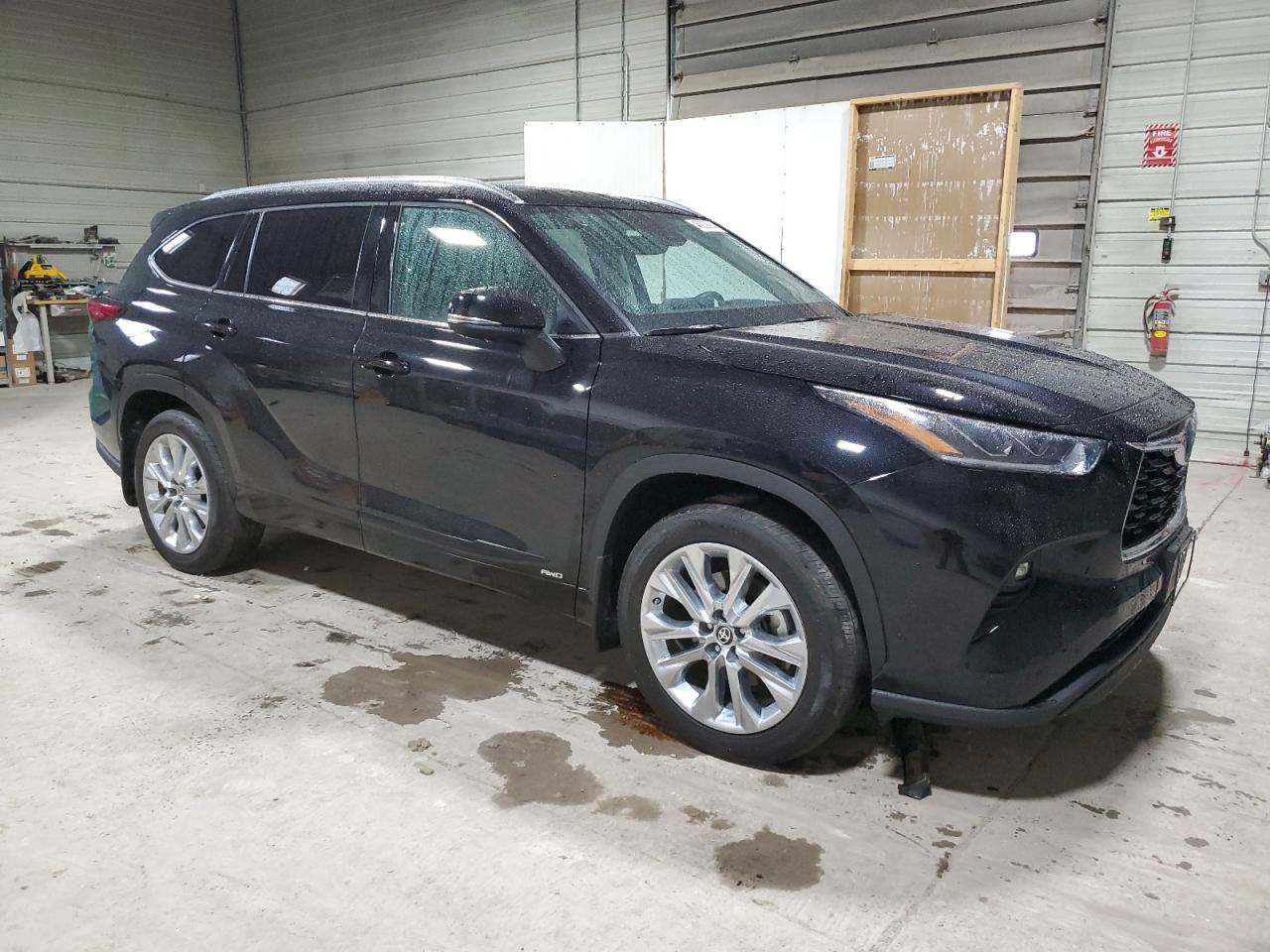 2022 TOYOTA HIGHLANDER HYBRID LIMITED VIN:5TDXBRCHXNS549756