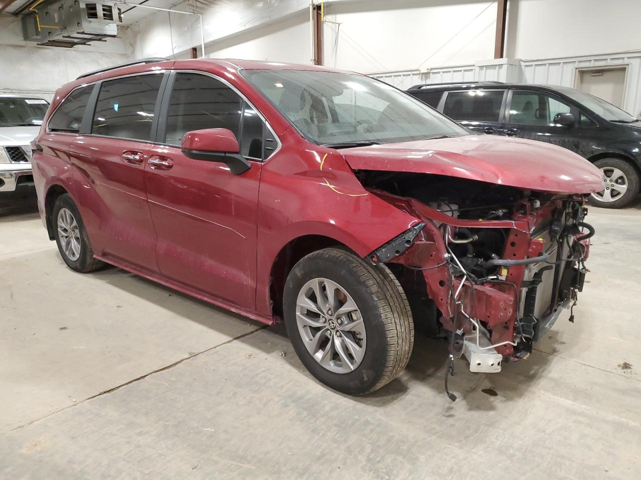2023 TOYOTA SIENNA XLE VIN:5TDJSKFC2PS099746