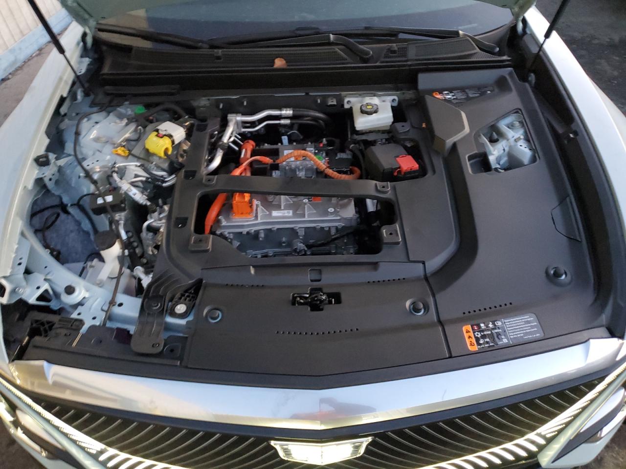 2024 CADILLAC LYRIQ TECH VIN:1ZVHT82H585181488