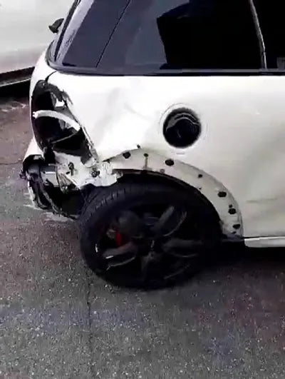 2018 MINI John Cooper Works WMWXM9107J2F98437 VIN:WMWXM9107J2F98437