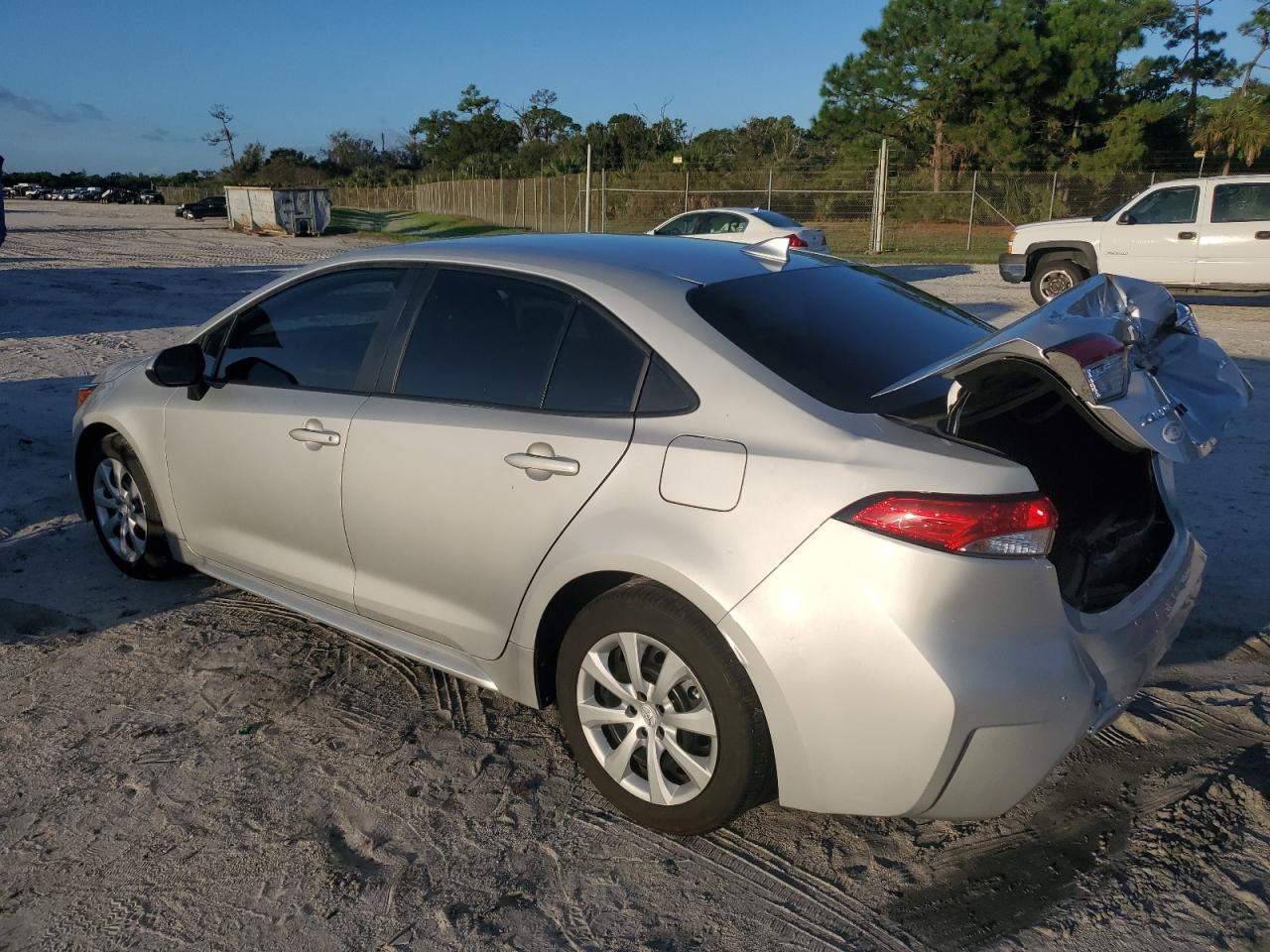 2024 TOYOTA COROLLA LE VIN:5YFB4MDE8RP112462