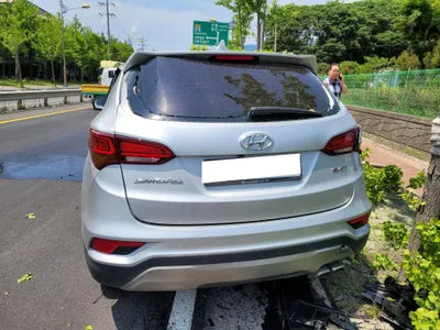 2016 Hyundai Santa FE KMHSW81UBGU664885 VIN:KMHSW81UBGU664885