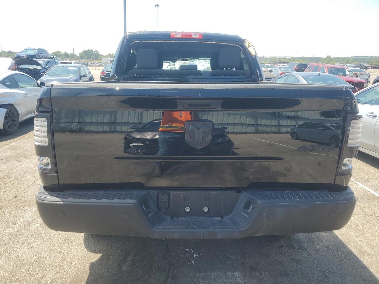 2024 RAM 1500 CLASSIC SLT VIN:1C6RR7LG0RS129475