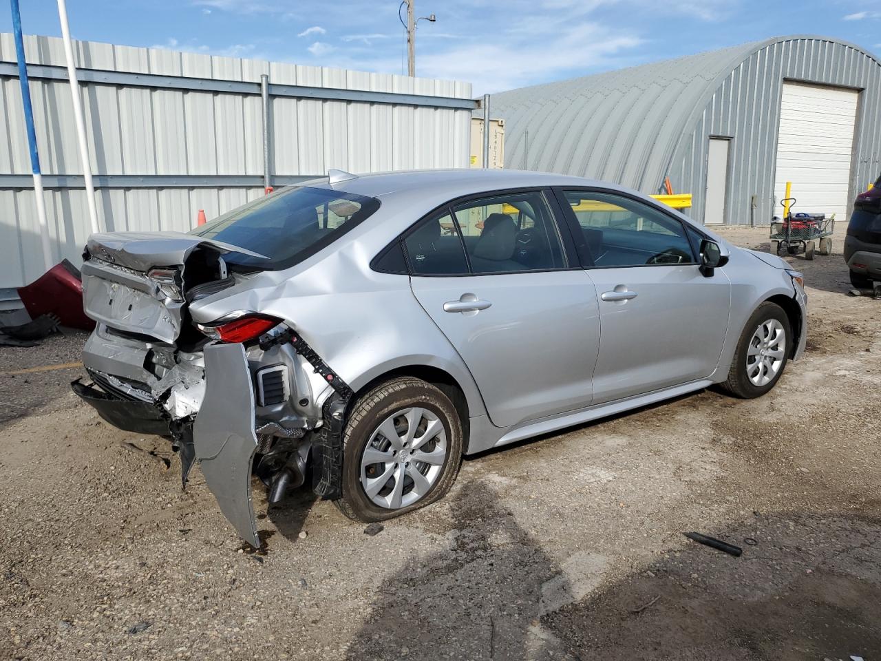2024 TOYOTA COROLLA LE VIN:JTDBCMFE2RJ035527