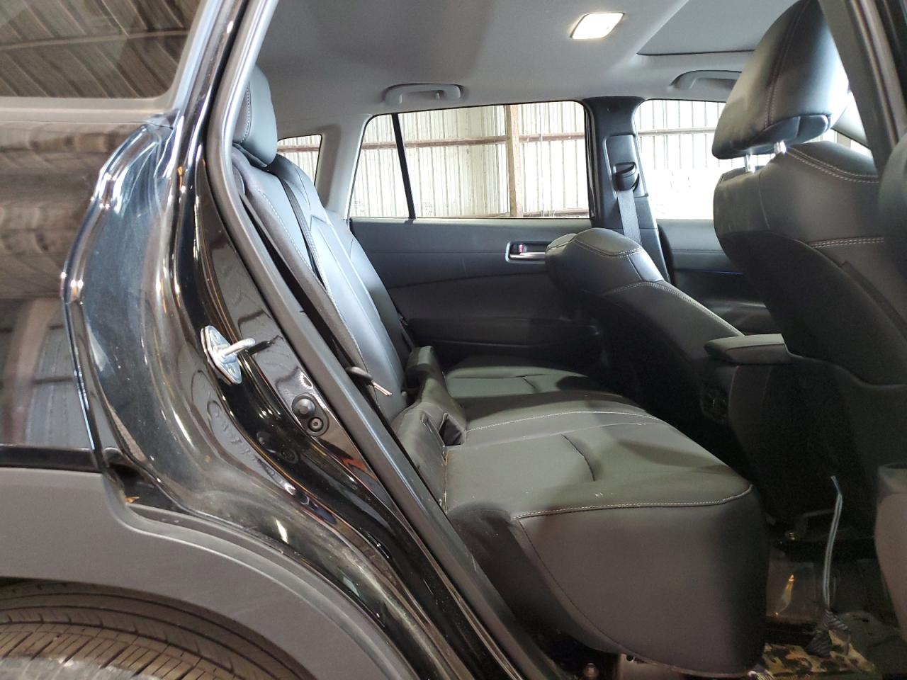 2022 TOYOTA COROLLA CROSS XLE VIN:7MUDAAAGXNV031637