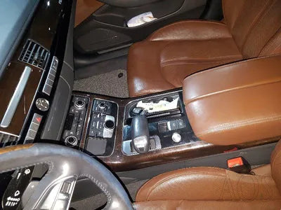 2014 Audi A8 VIN: