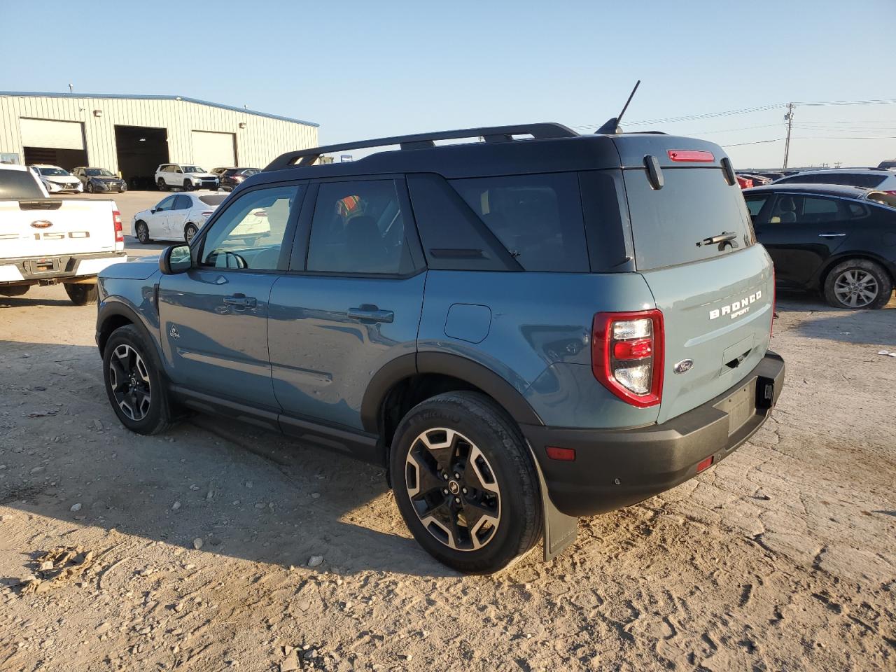 2022 FORD BRONCO SPORT OUTER BANKS VIN:3FMCR9C69NRD19410
