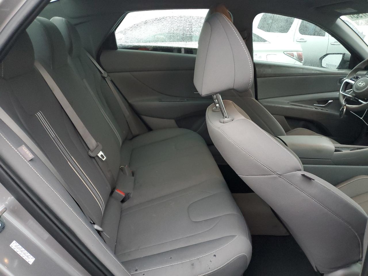 2024 HYUNDAI ELANTRA BLUE VIN:KMHLM4DJ2RU118192