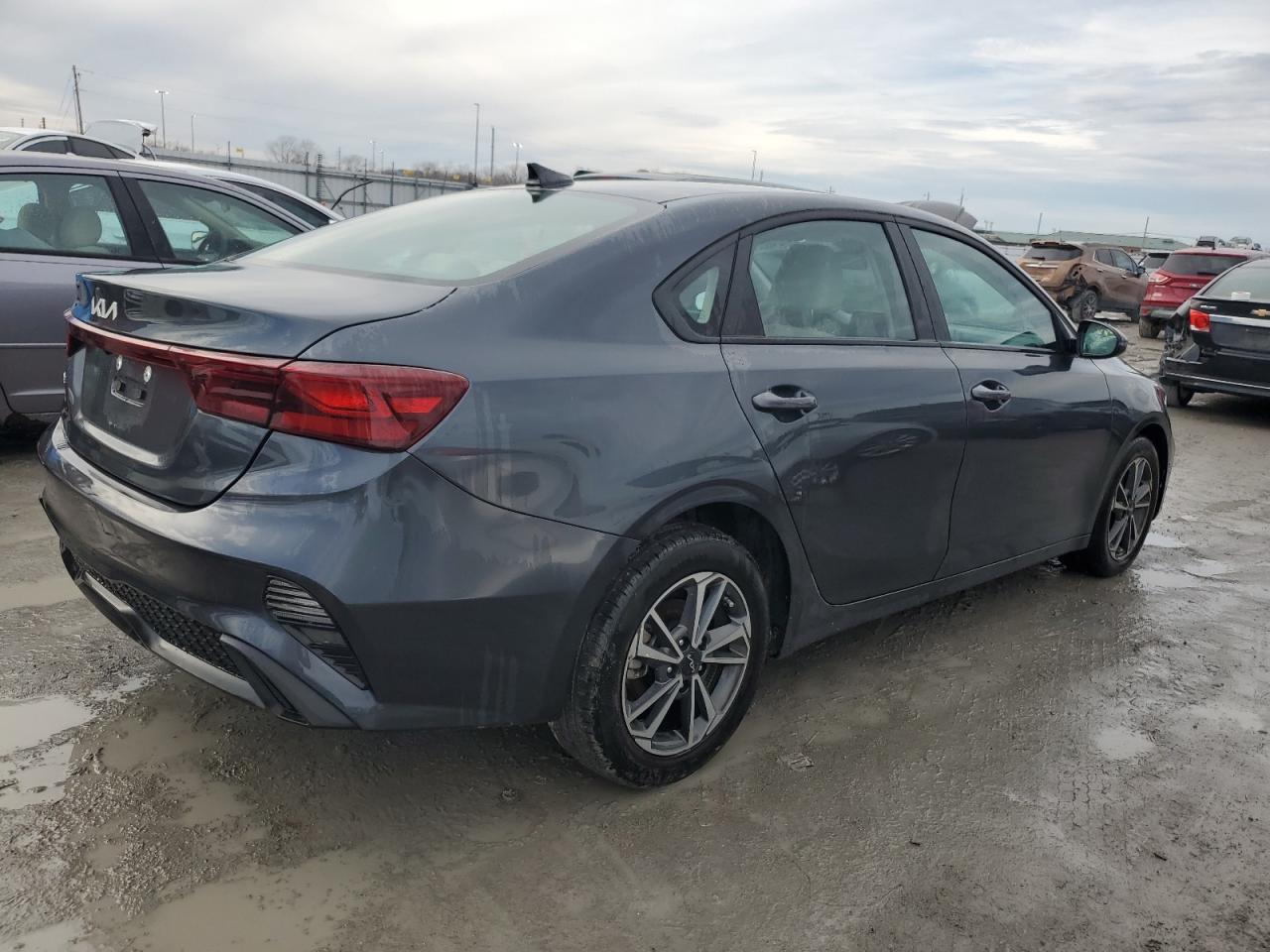 2023 KIA FORTE LX VIN:3KPF24AD5PE573717