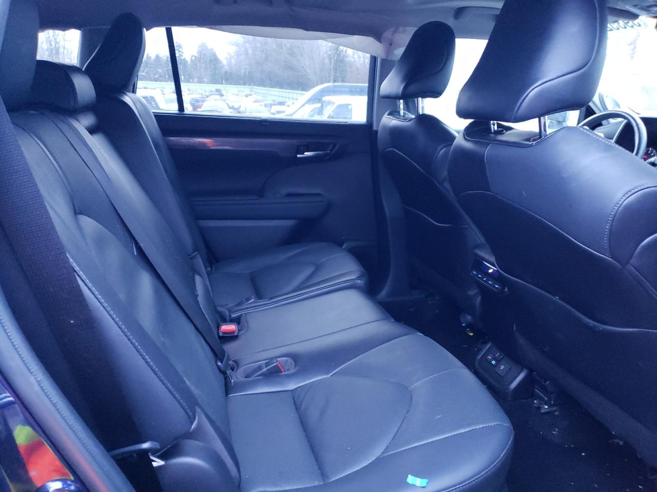 2022 TOYOTA HIGHLANDER LIMITED VIN:5TDDZRBH3NS565751