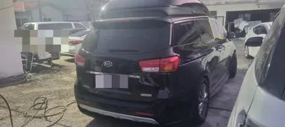 2015 Kia Carnival VIN: