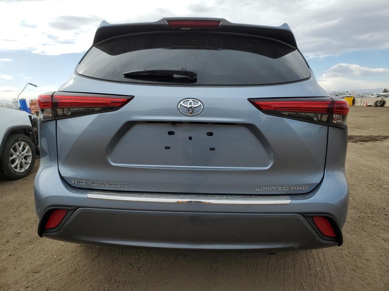 2022 TOYOTA HIGHLANDER LIMITED VIN:5TDDZRBH9NS223687