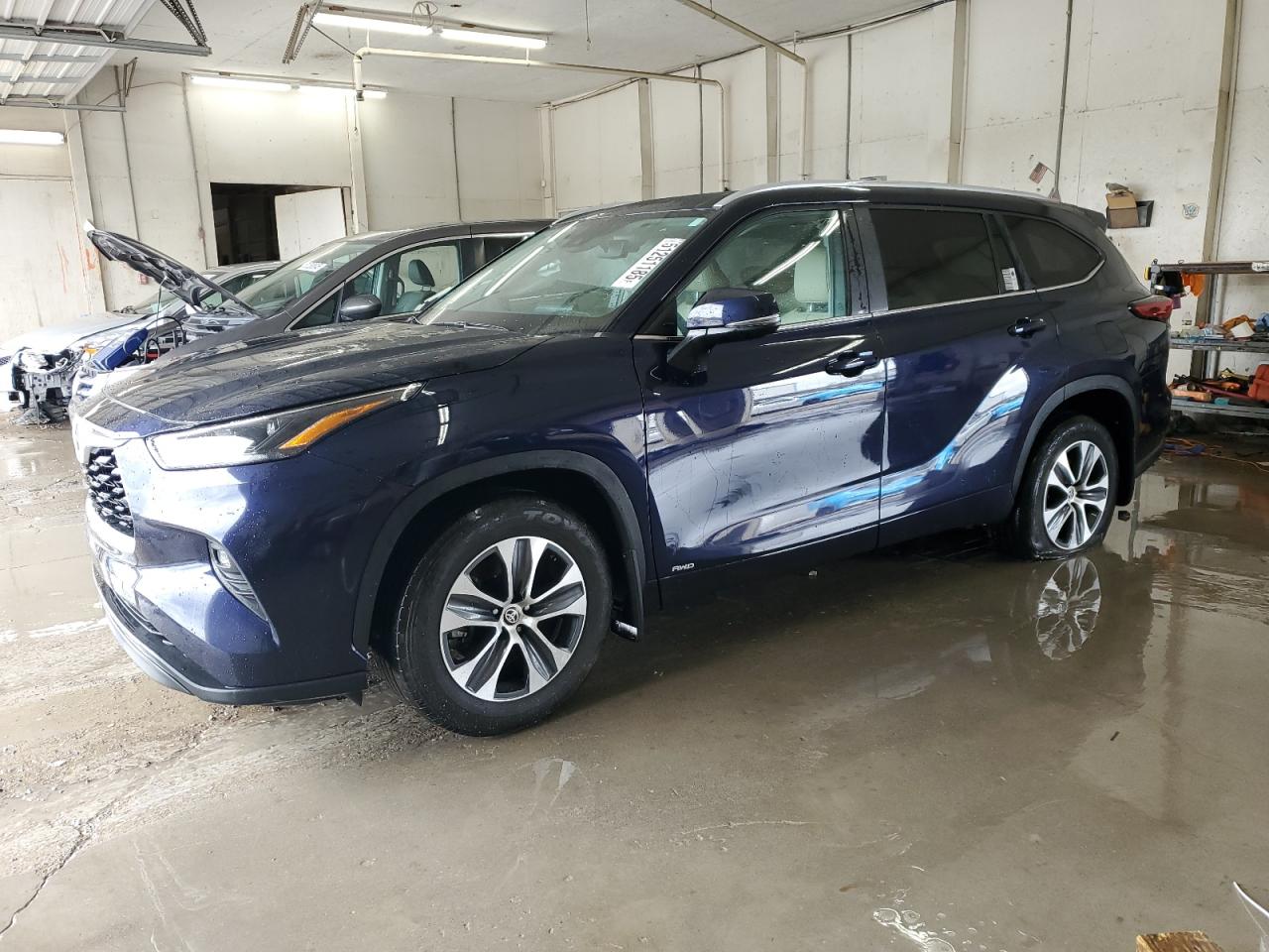 2023 TOYOTA HIGHLANDER HYBRID XLE VIN:5TDKBRCH0PS125886