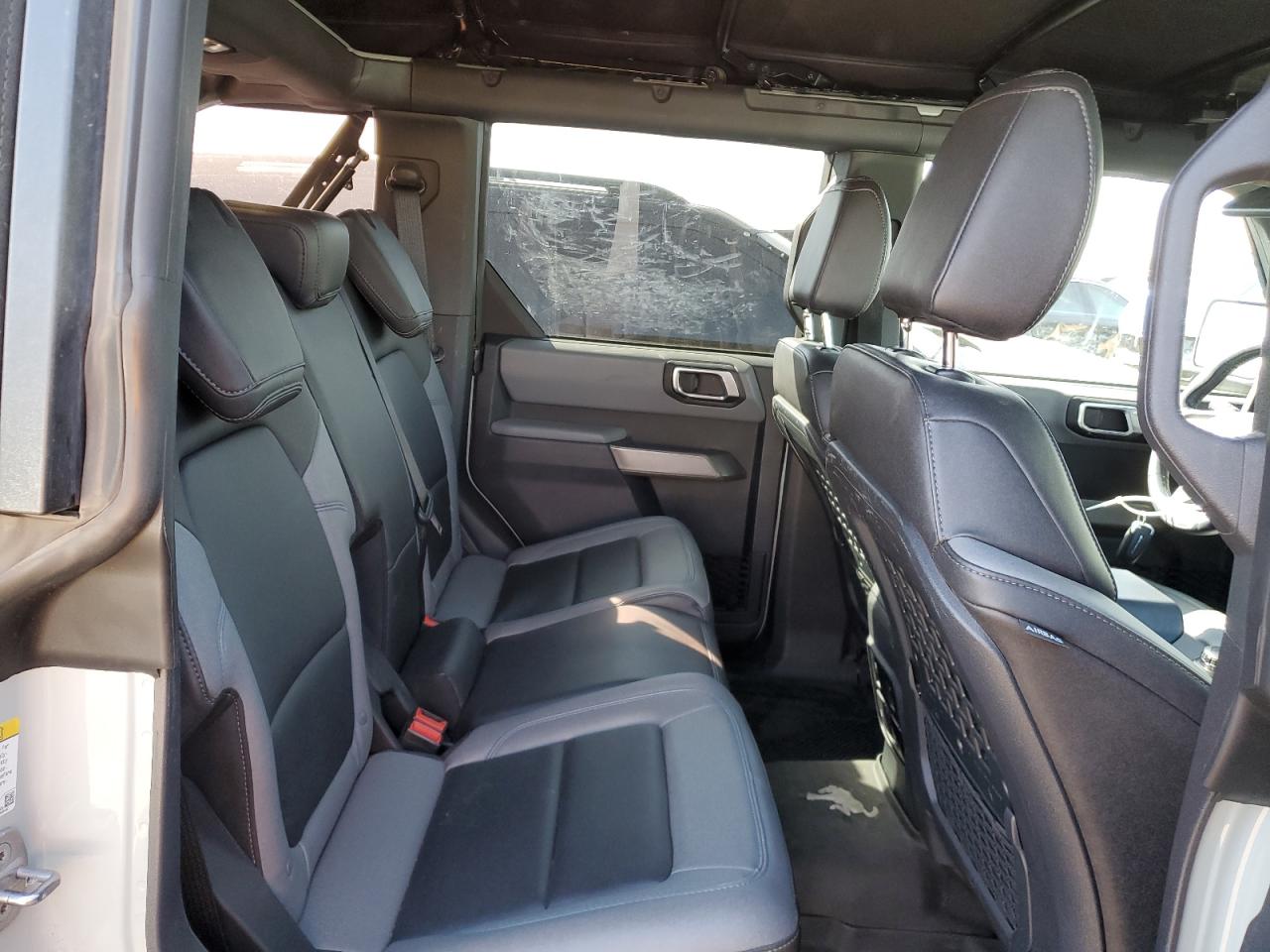 2023 FORD BRONCO BASE VIN:1FMEE5DP3PLB39118