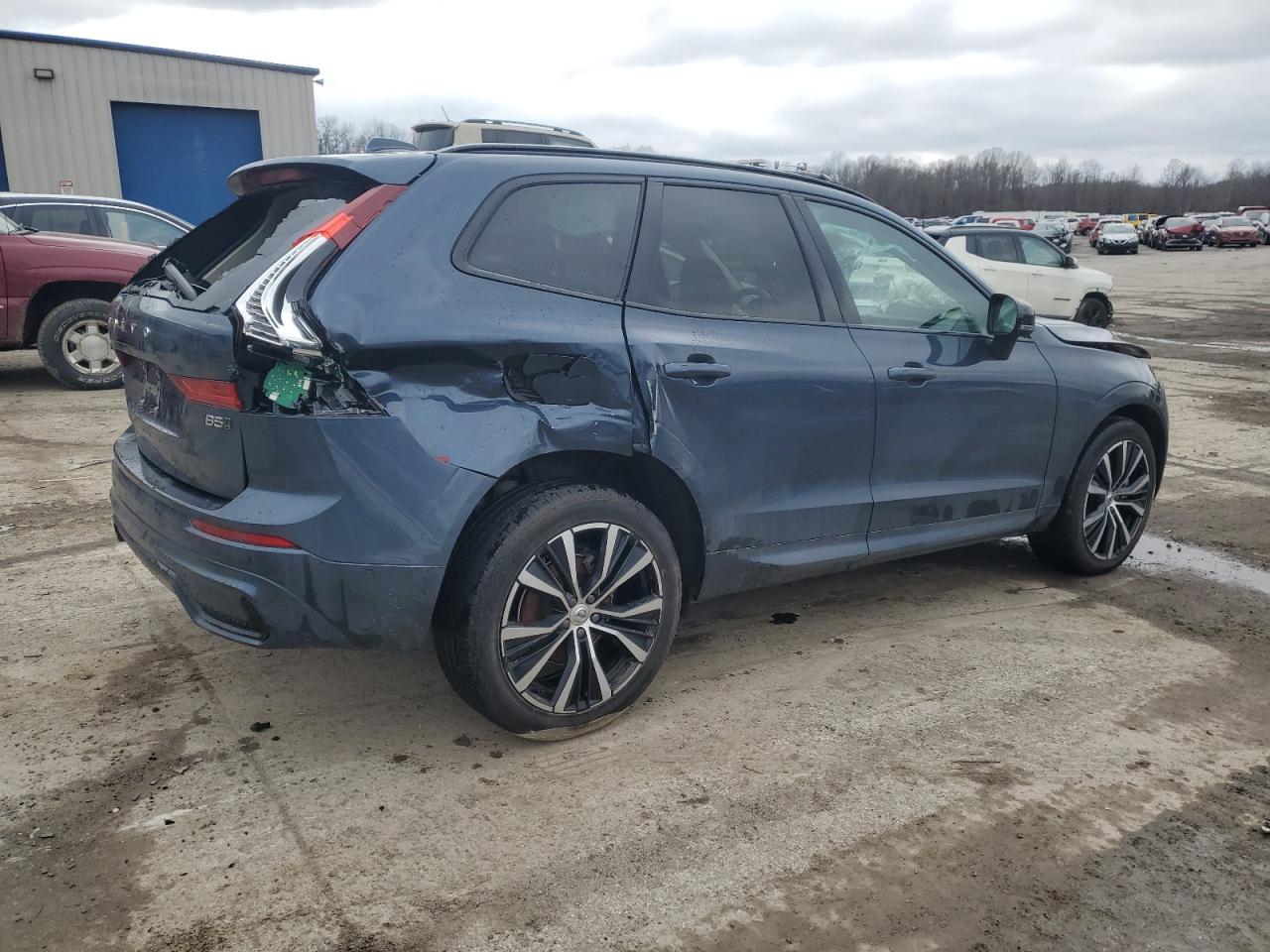 2024 VOLVO XC60 PLUS VIN:YV4L12RL4R1829838