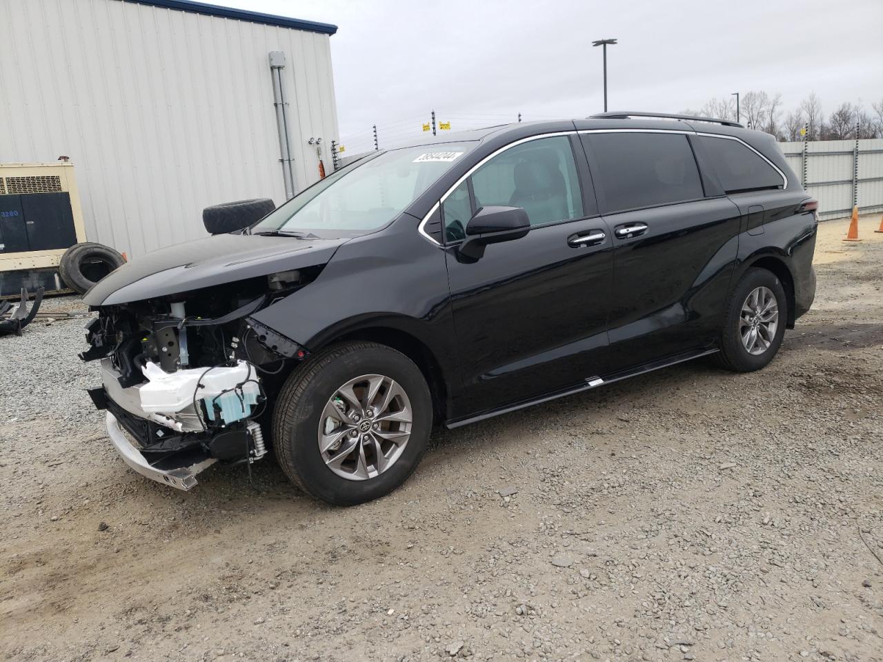 2023 TOYOTA SIENNA XLE VIN:5TDYRKEC7PS154753