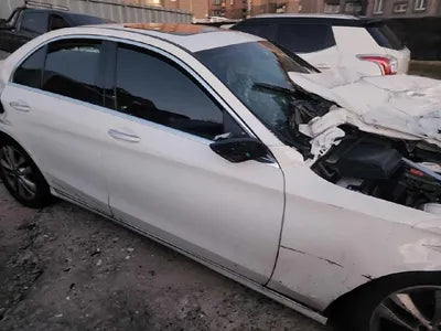 2019 Mercedes-Benz C 220 VIN: