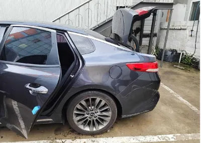 2016 Kia K5 KNAGS416BGA082404 VIN:KNAGS416BGA082404